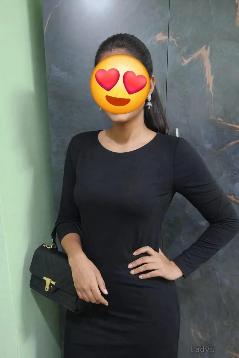 Thalia, 24 years beautiful nude Bangalore escorts girl, height 158 sm, Weight kg