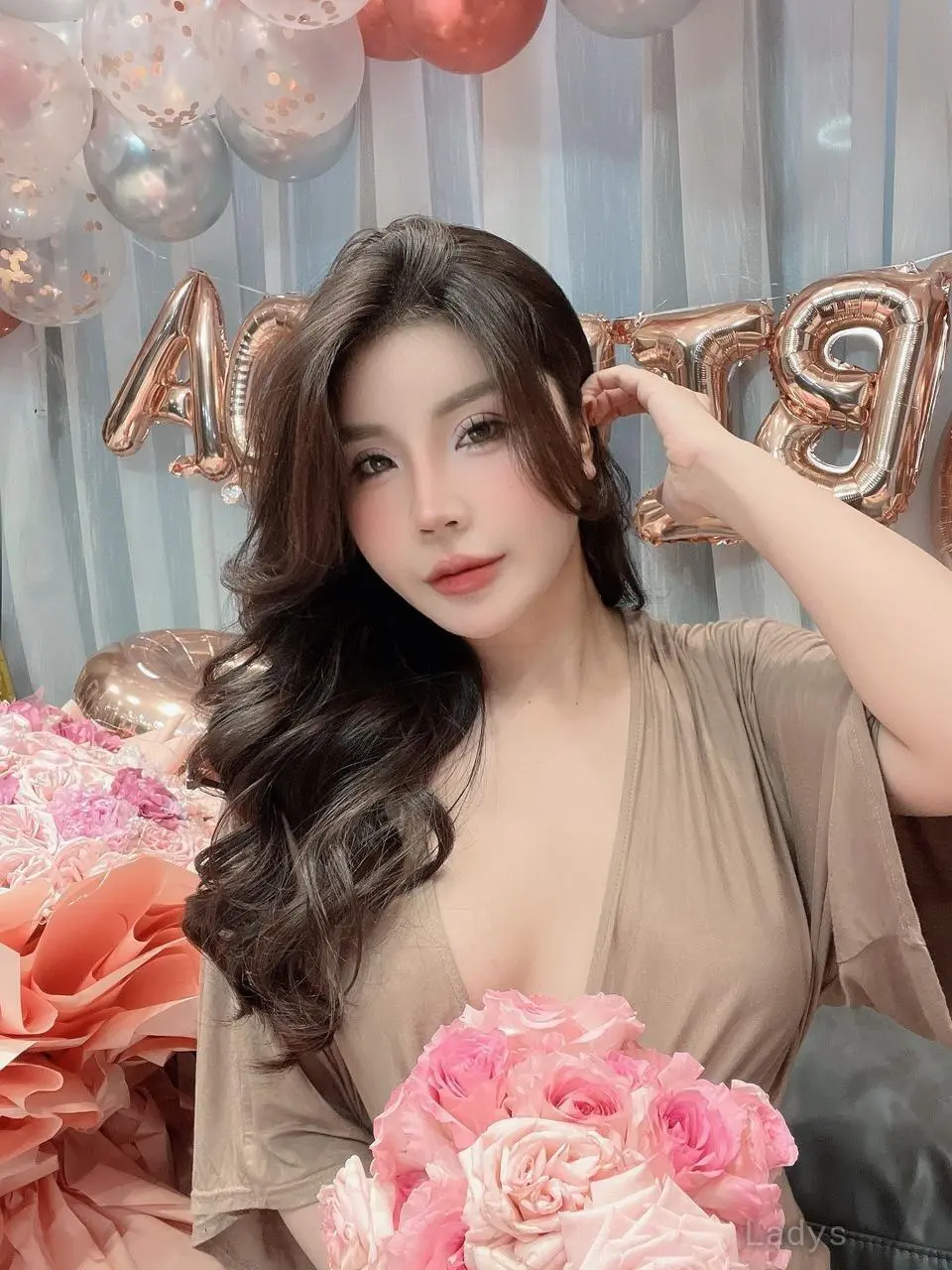Hana, 21 years asian escorts girl, height 158 sm, Weight  kg, Bangkok eacort