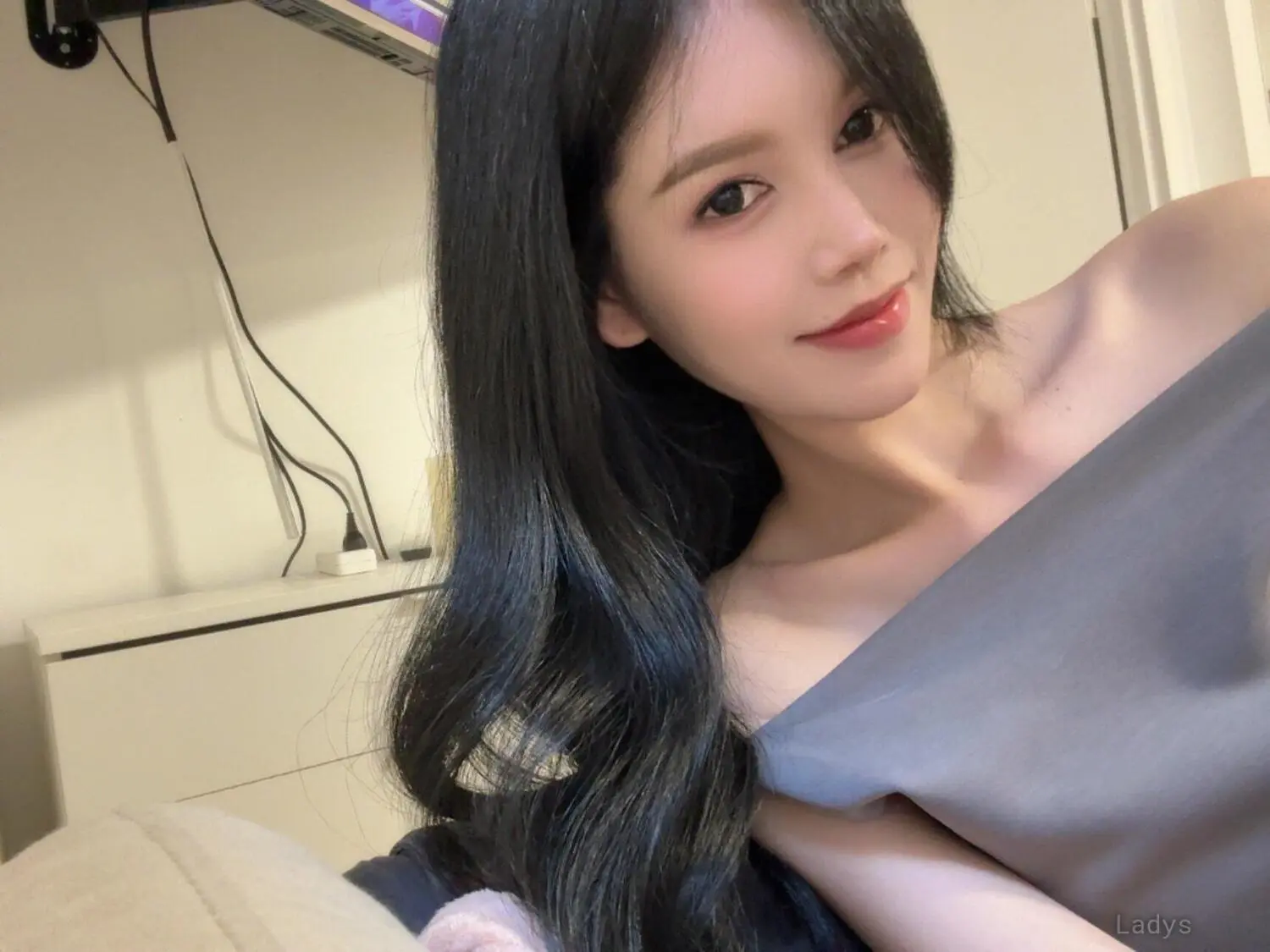 Miki, 25 years old Bangkok escort girl with big tits, height 175 sm, Weight  kg