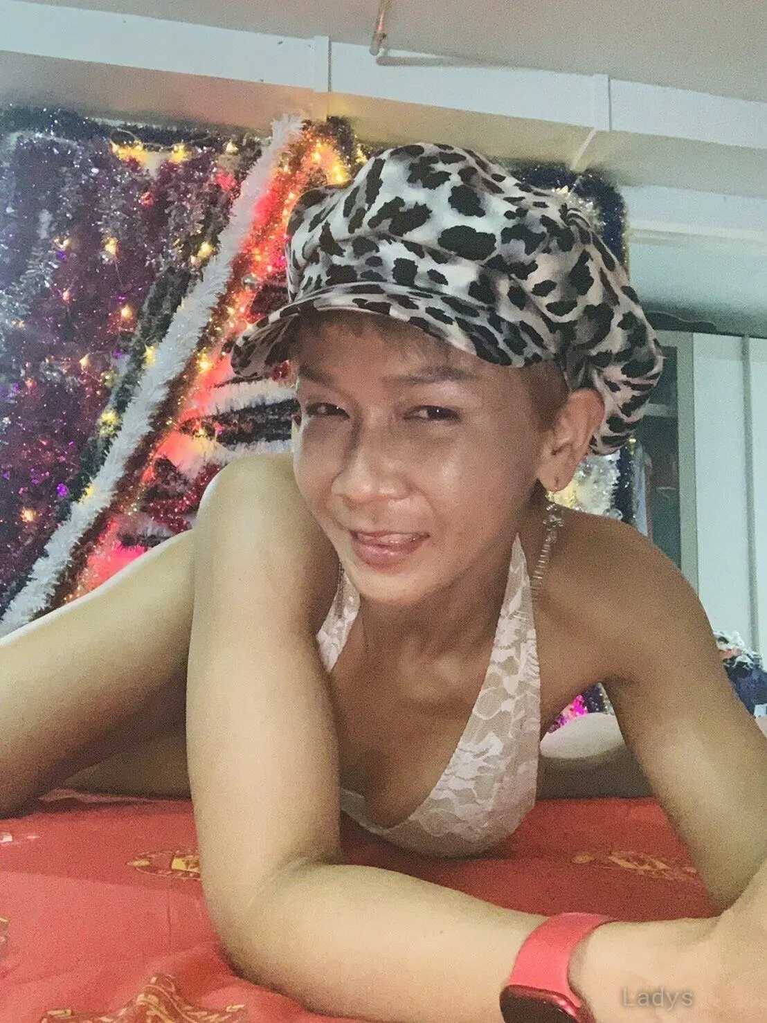 Esha, 40 years beautiful nude Bangkok escorts girl, height 159 sm, Weight  kg