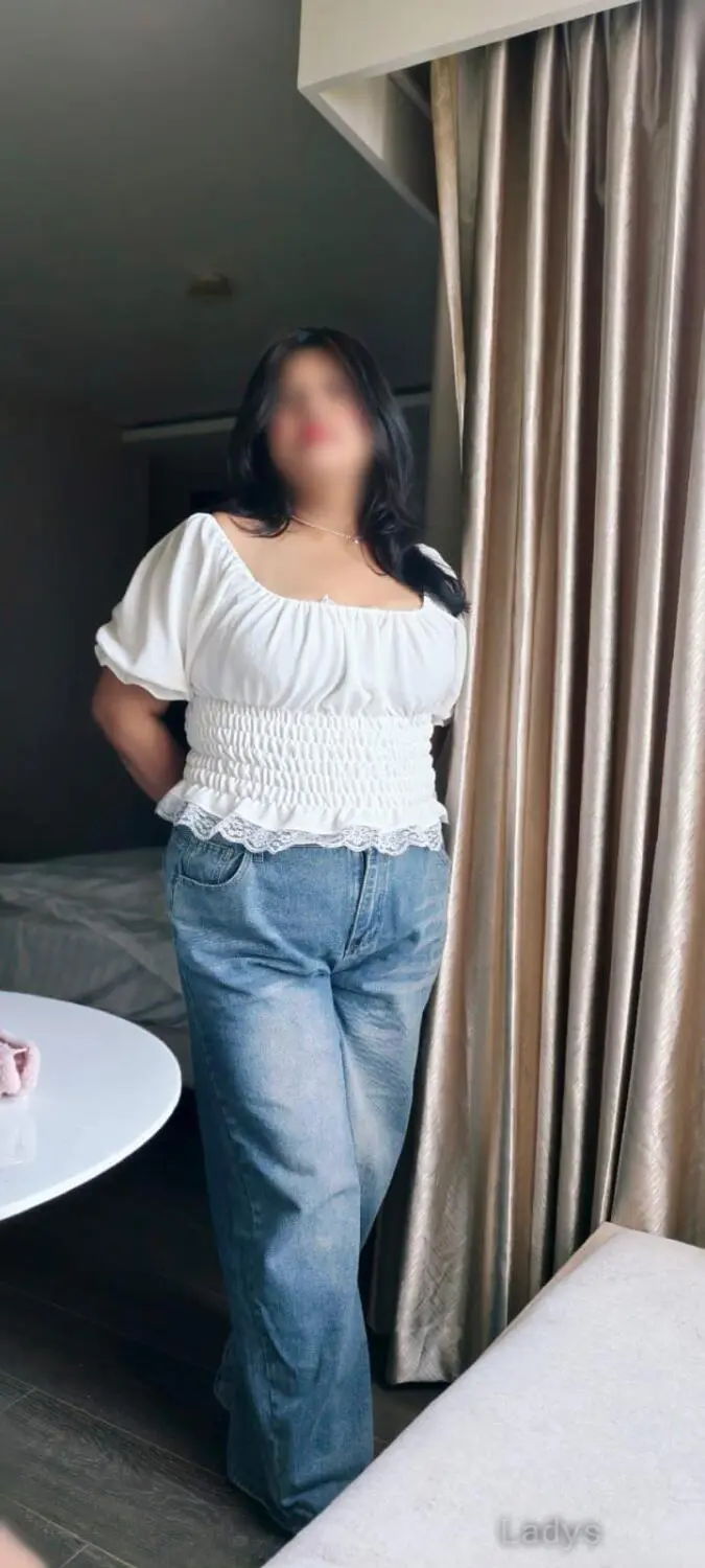 Fresita, 25 years beautiful nude Bangkok escorts girl, height 171 sm, Weight kg