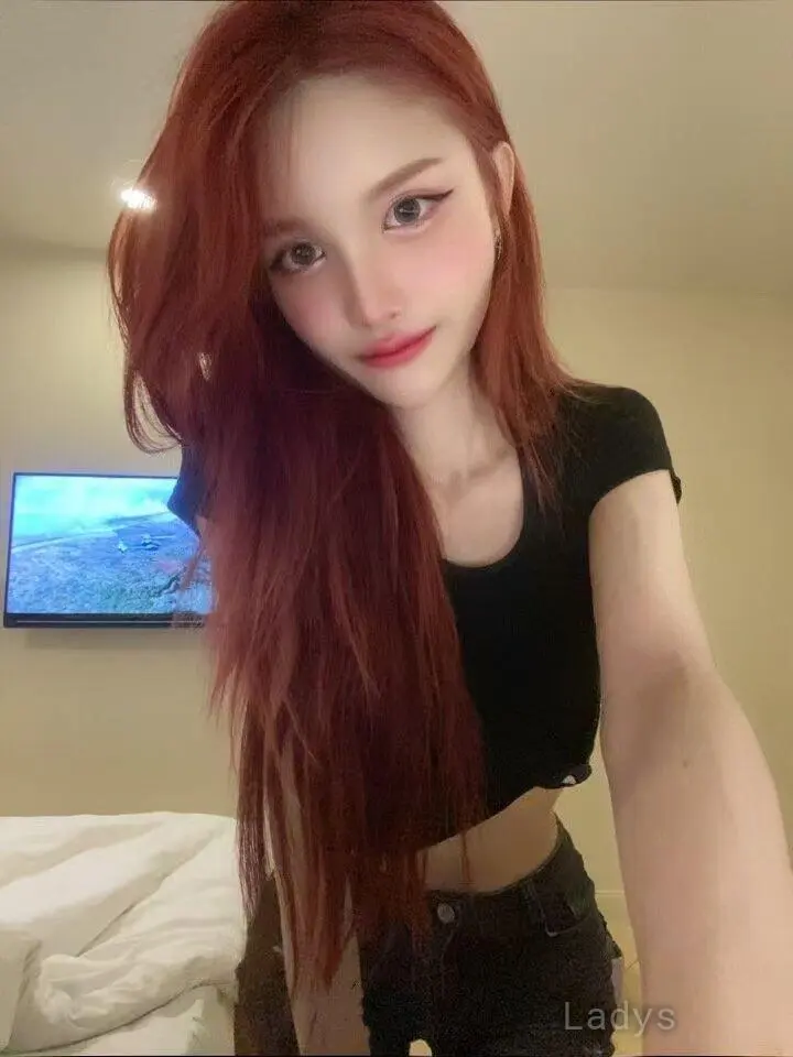 Jane, 23 years beautiful nude Bangkok escorts girl, height 169 sm, Weight  kg