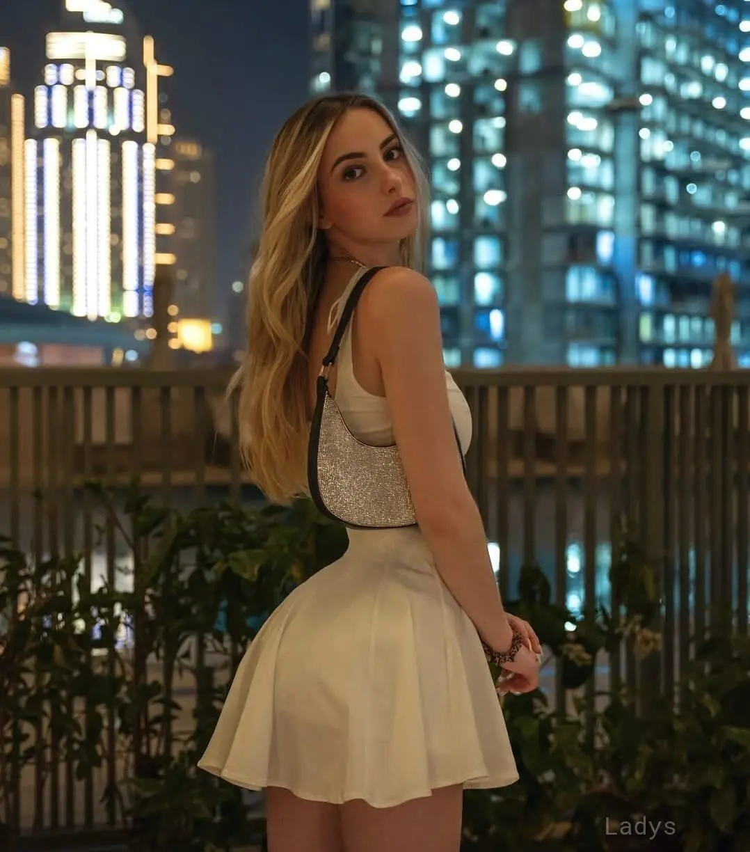 Selina,  years beautiful nude Bangkok escorts girl, height  sm, Weight  kg