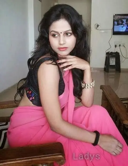 Suchitra, 23 years beautiful nude Bangkok escorts girl, height 153 sm, Weight  kg