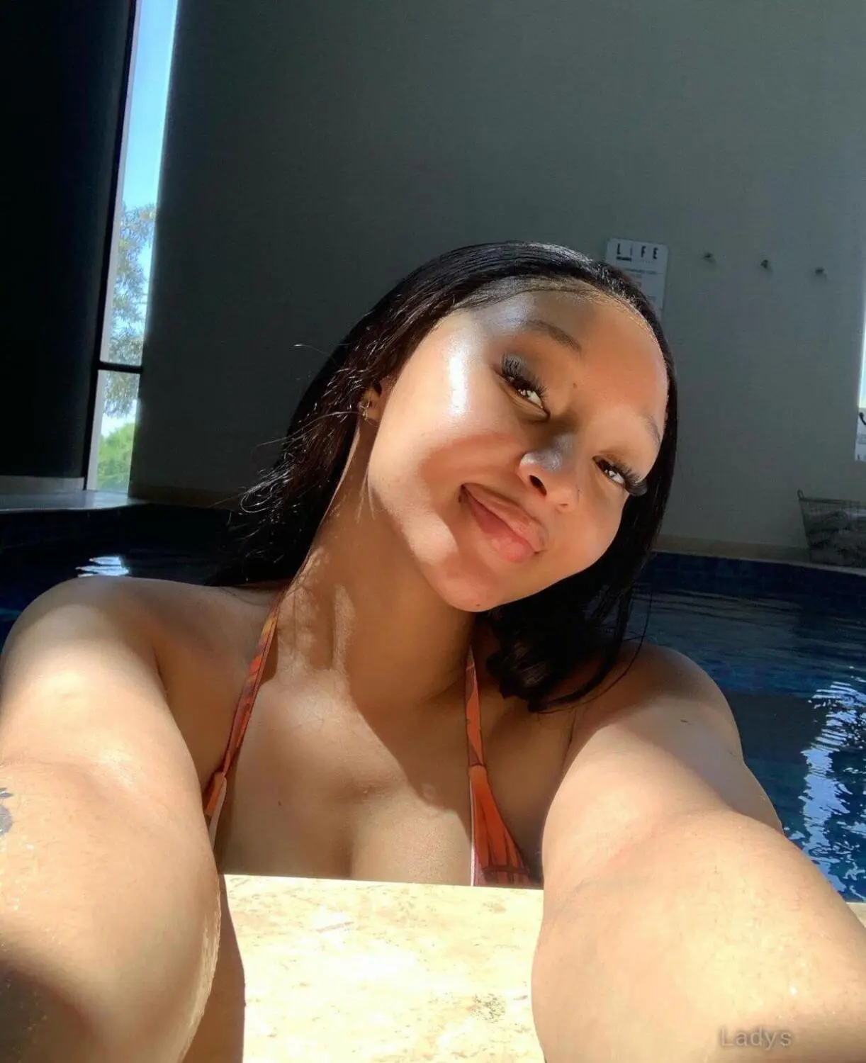 Amy, 24 years old Barbados escort girl with big tits, height 165 sm, Weight  kg