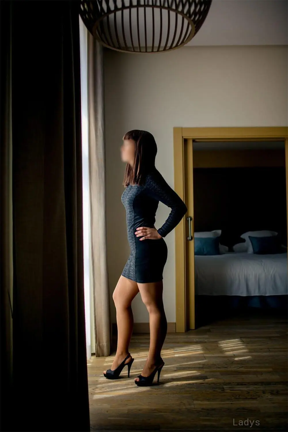 High class GFE companion, 35 years beautiful nude Barcelona escorts girl, height 165 sm, Weight 56 kg