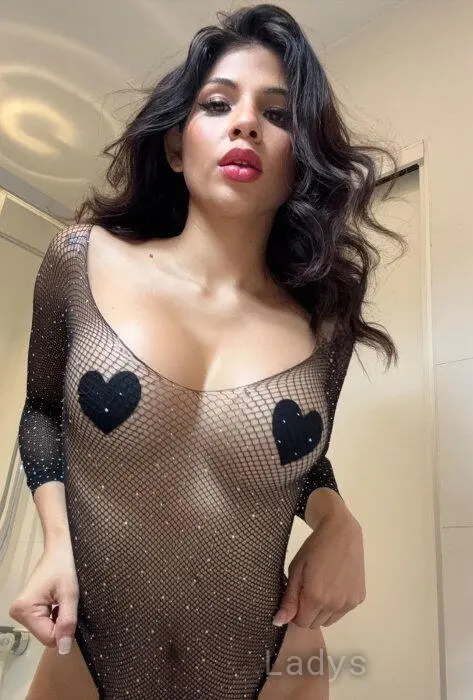 Sasha, 24 years beautiful nude Barcelona escorts girl, height 166 sm, Weight 54 kg