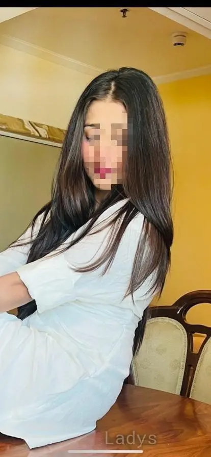 Kavya, 25 years beautiful nude Bareilly escorts girl, height 167 sm, Weight kg