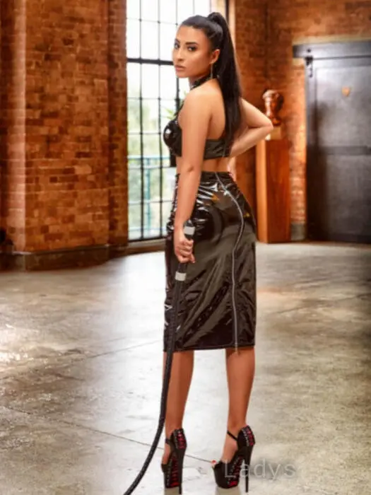 Berta, 28 years beautiful nude Bari escorts girl, height 168 sm, Weight 53 kg