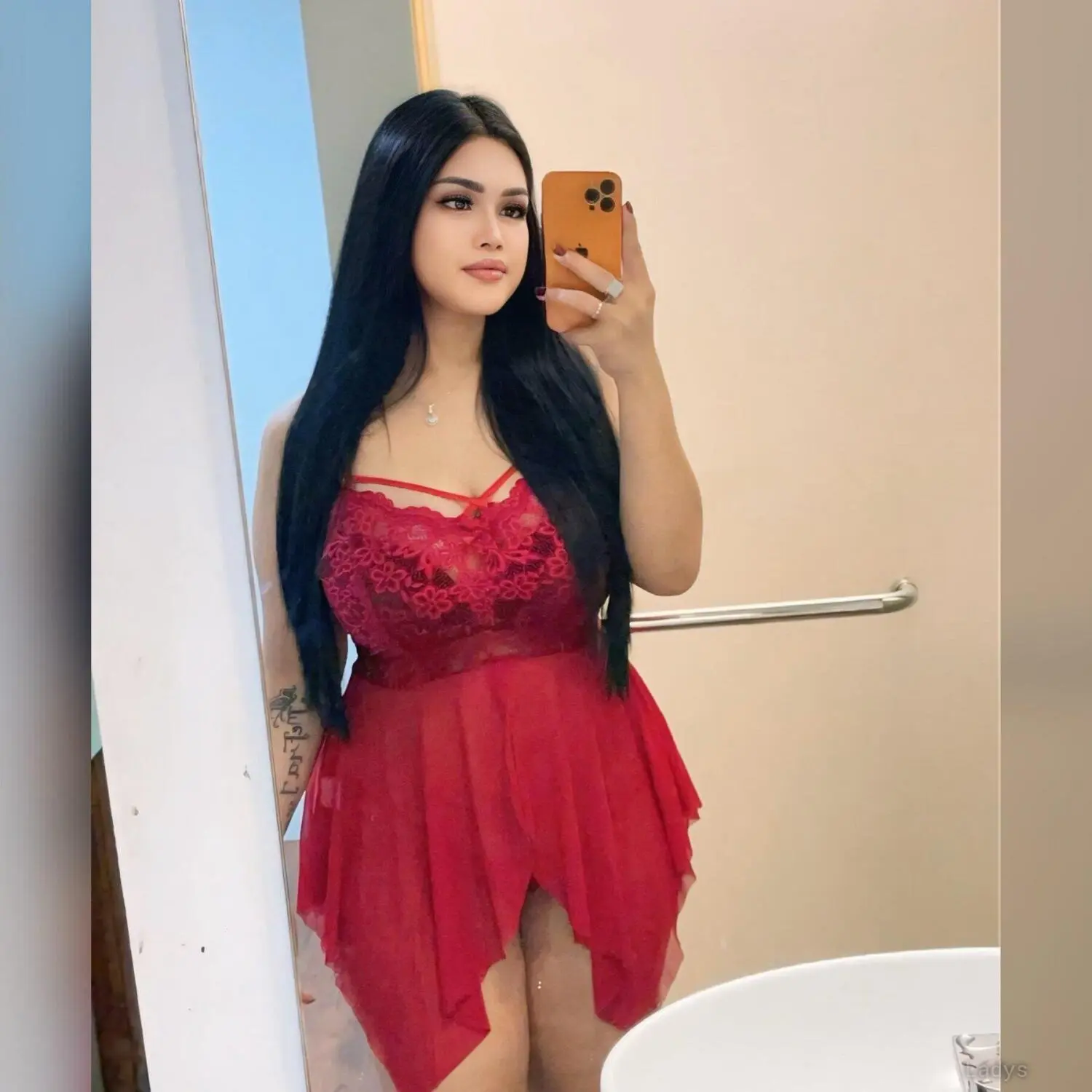 Bonita, 26 years hot nedes Batam rscorts girl, height 165 sm, Weight kg