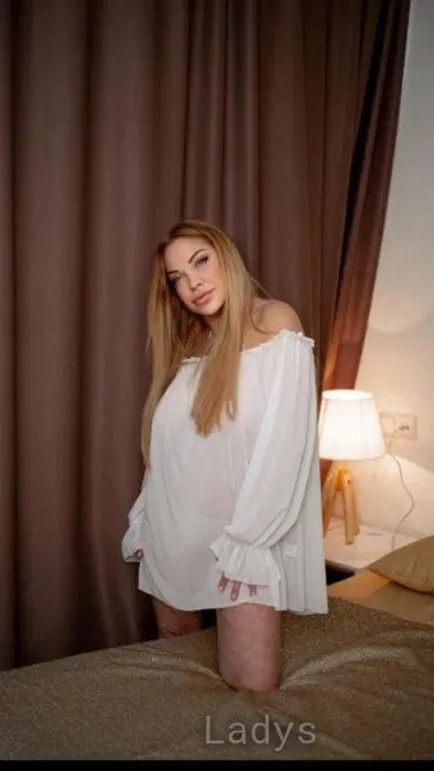 Irena, 34 years beautiful nude Batumi escorts girl, height 166 sm, Weight 57 kg