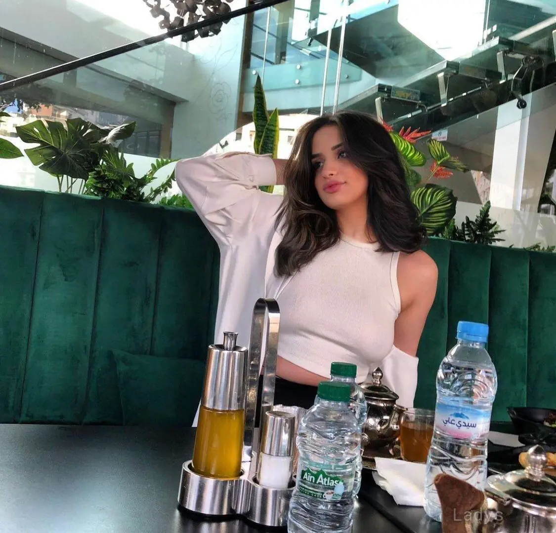 Ritag, 22 years ebony escorts girl, height 166 sm, Weight  kg, bedpage Abu Dhabi
