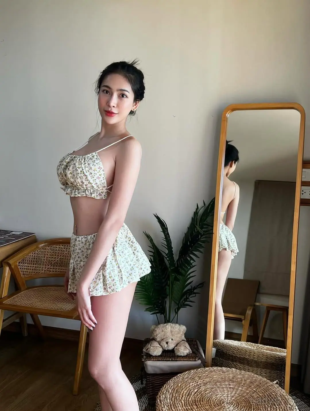 Lainey, 24 years ebony escorts girl, height 171 sm, Weight  kg, bedpage Al Ain
