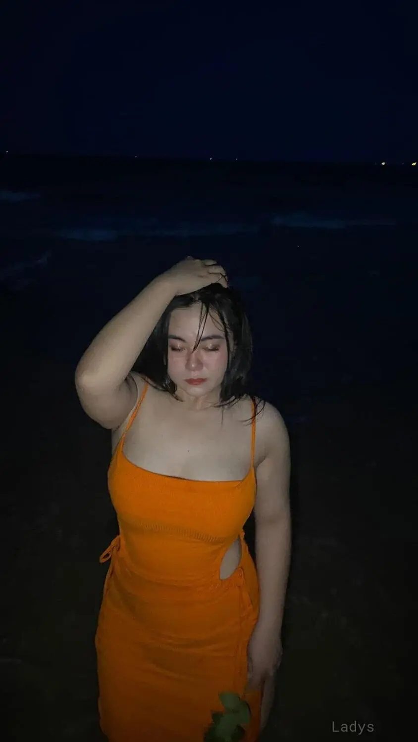 Linhlan, years ebony escorts girl, height sm, Weight kg, bedpage Al Ain