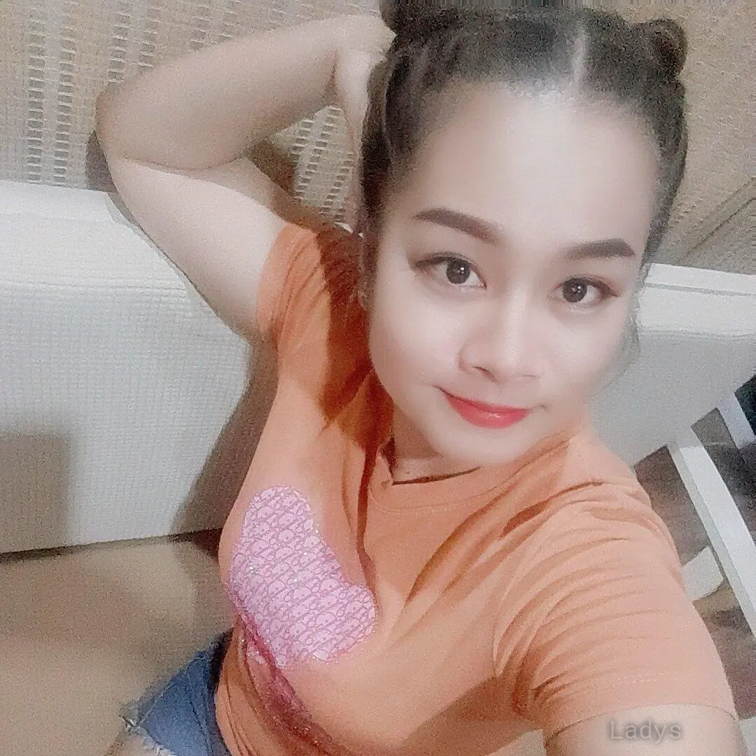 Tania, 23 years ebony escorts girl, height 154 sm, Weight  kg, bedpage Al Khobar