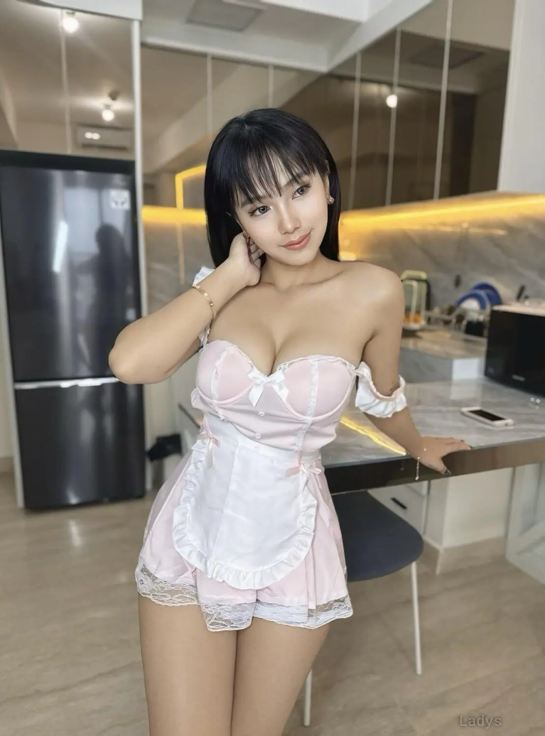 Alexandra, 19 years ebony escorts girl, height 165 sm, Weight kg, bedpage Bali