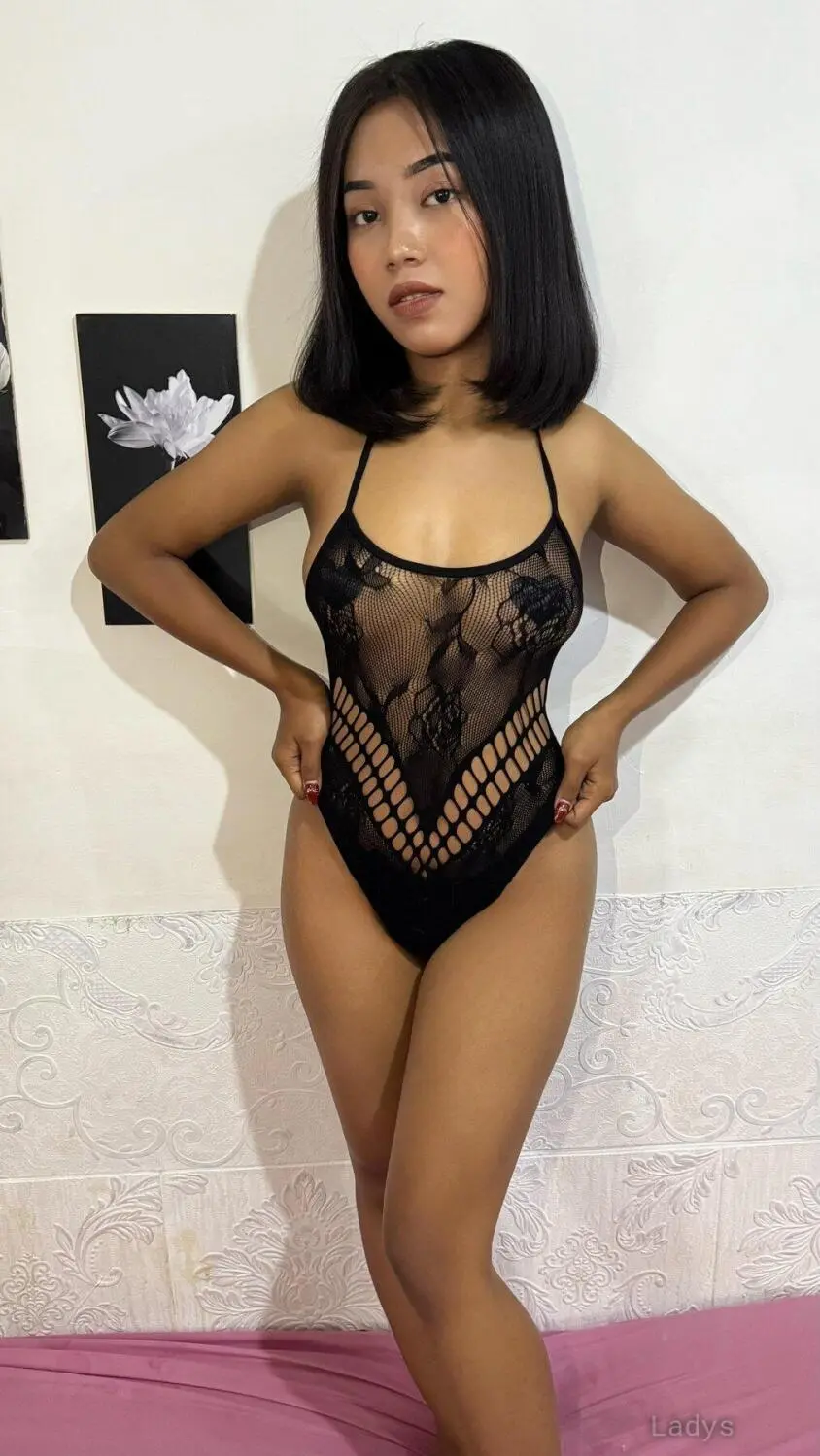 Edline, 20 years ebony escorts girl, height 158 sm, Weight  kg, bedpage Bali