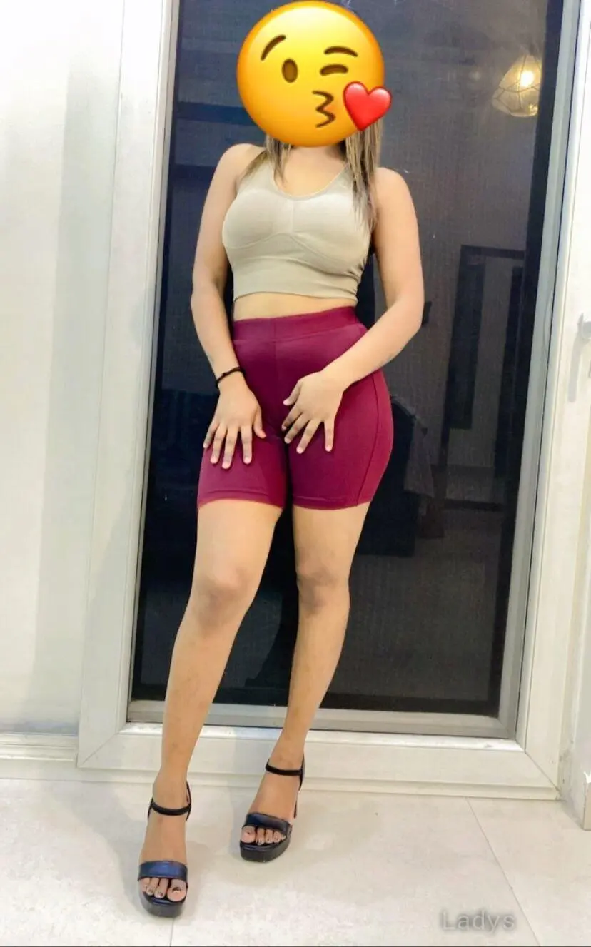 Aaradhya, 24 years ebony escorts girl, height 160 sm, Weight kg, bedpage Delhi