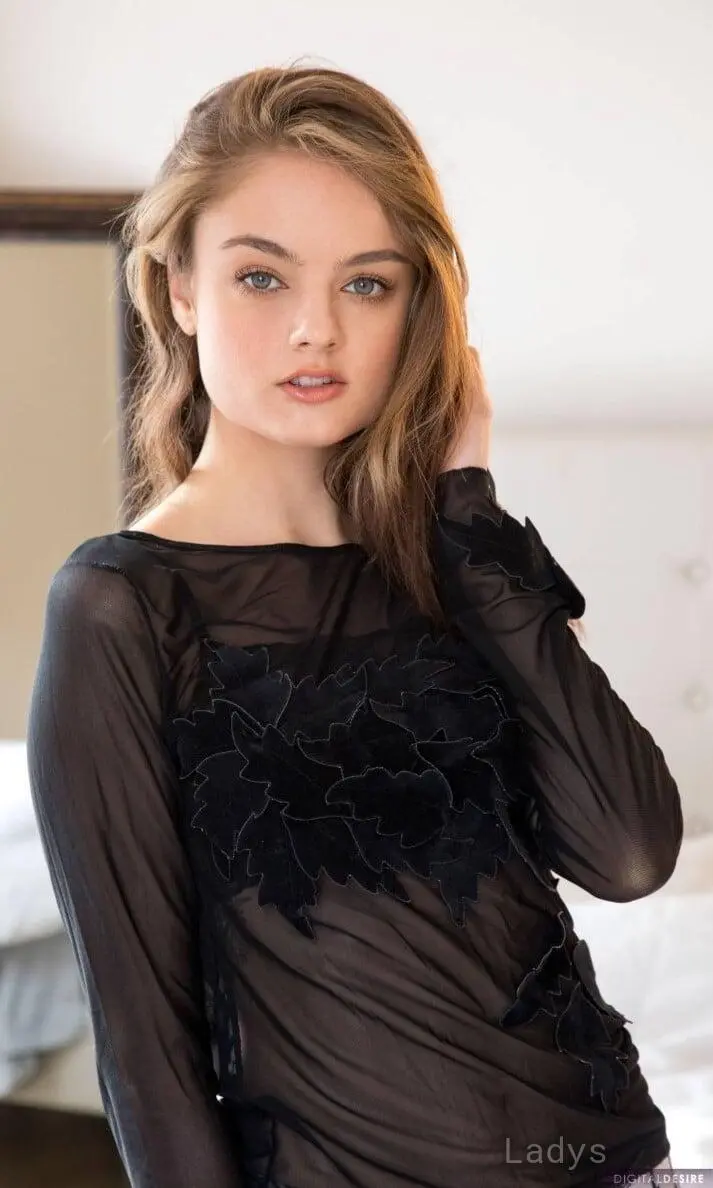 Lexie Fux, 28 years ebony escorts girl, height 170 sm, Weight 60 kg, bedpage Delhi