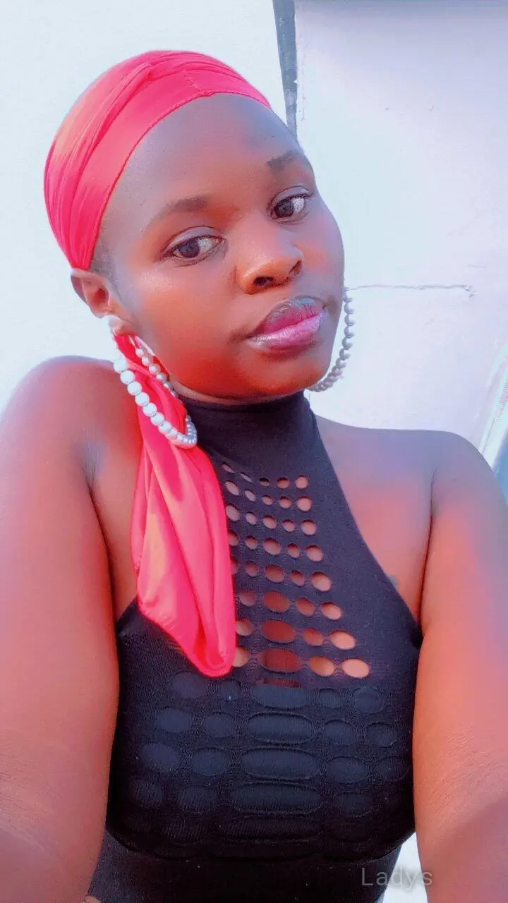 Zita, 25 years ebony escorts girl, height 160 sm, Weight  kg, bedpage Doha