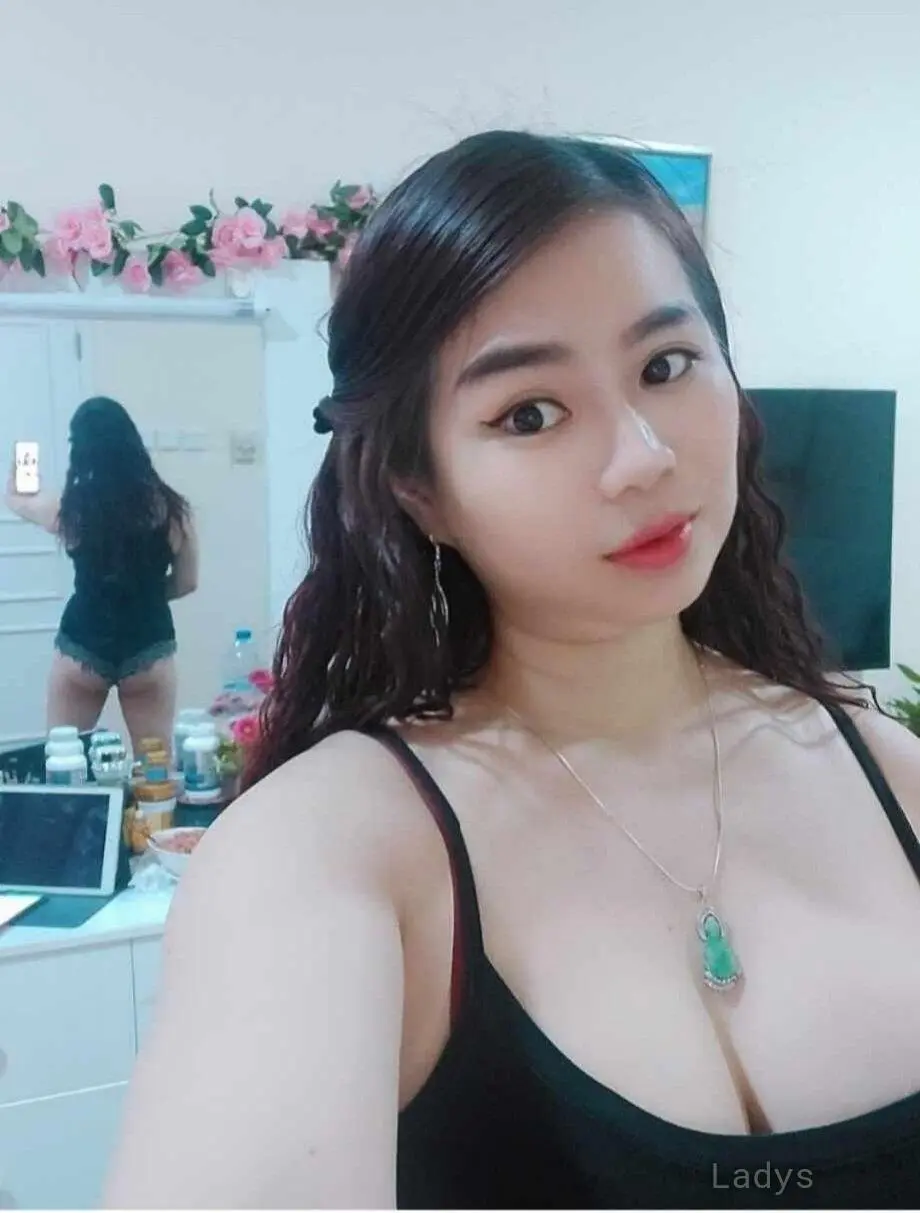 Linda, 28 years ebony escorts girl, height 160 sm, Weight kg, bedpage Dubai-1