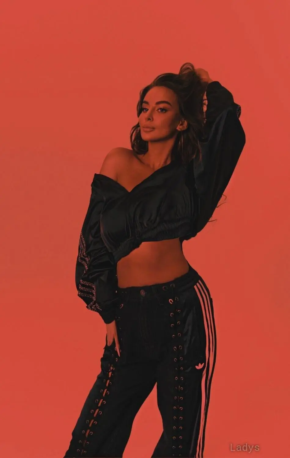 Mary, 22 years ebony escorts girl, height 175 sm, Weight kg, bedpage Dubai