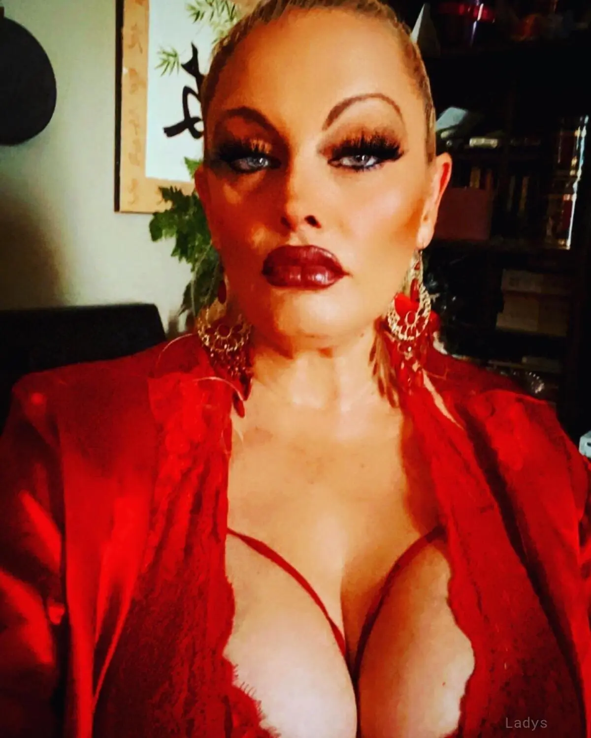 𝓥𝖎𝖈𝖙𝖔𝖗𝖎𝖆, 49 years ebony escorts girl, height 168 sm, Weight kg, bedpage Edmonton
