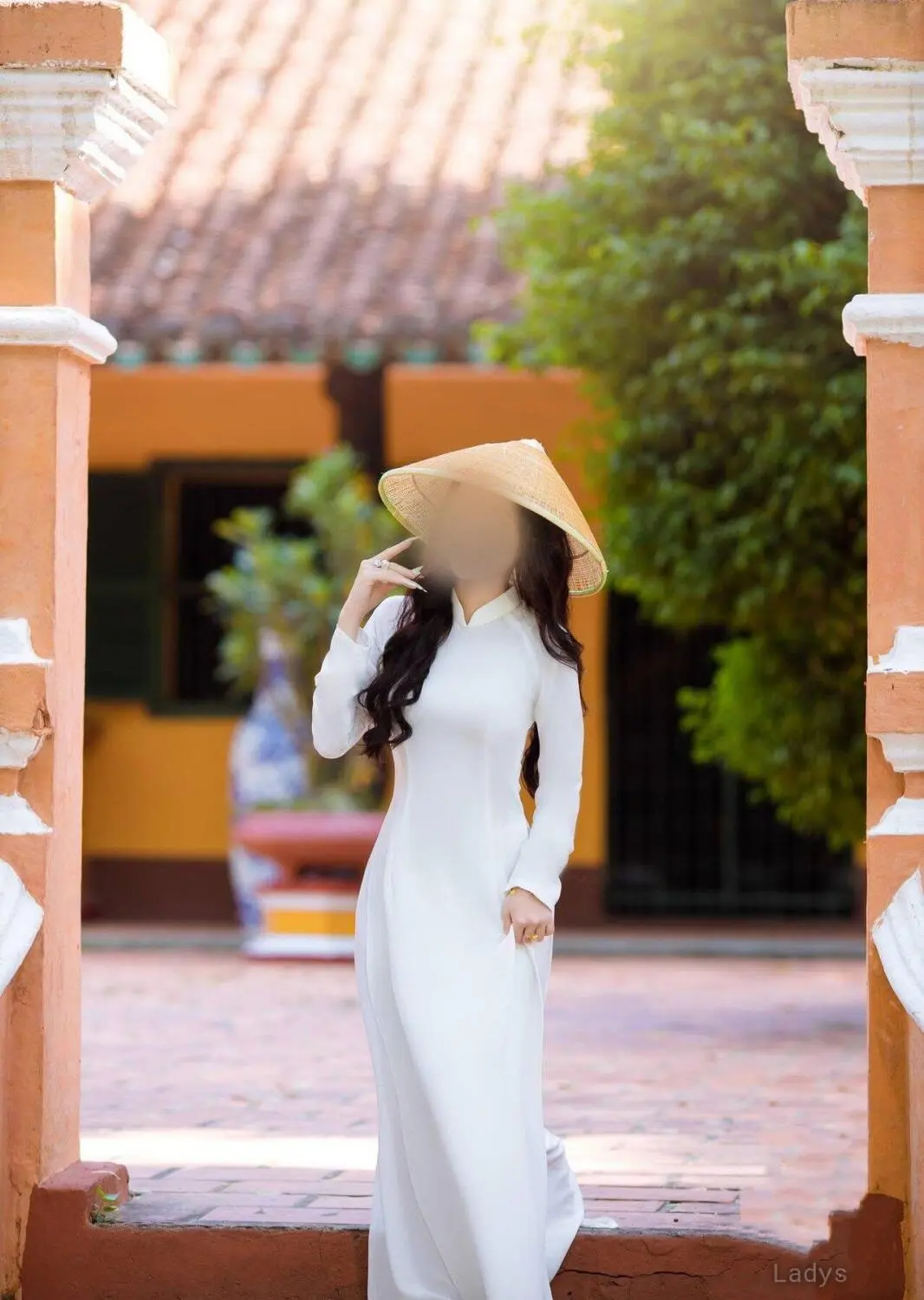 Vivian, 22 years ebony escorts girl, height 153 sm, Weight  kg, bedpage Ho Chi Minh