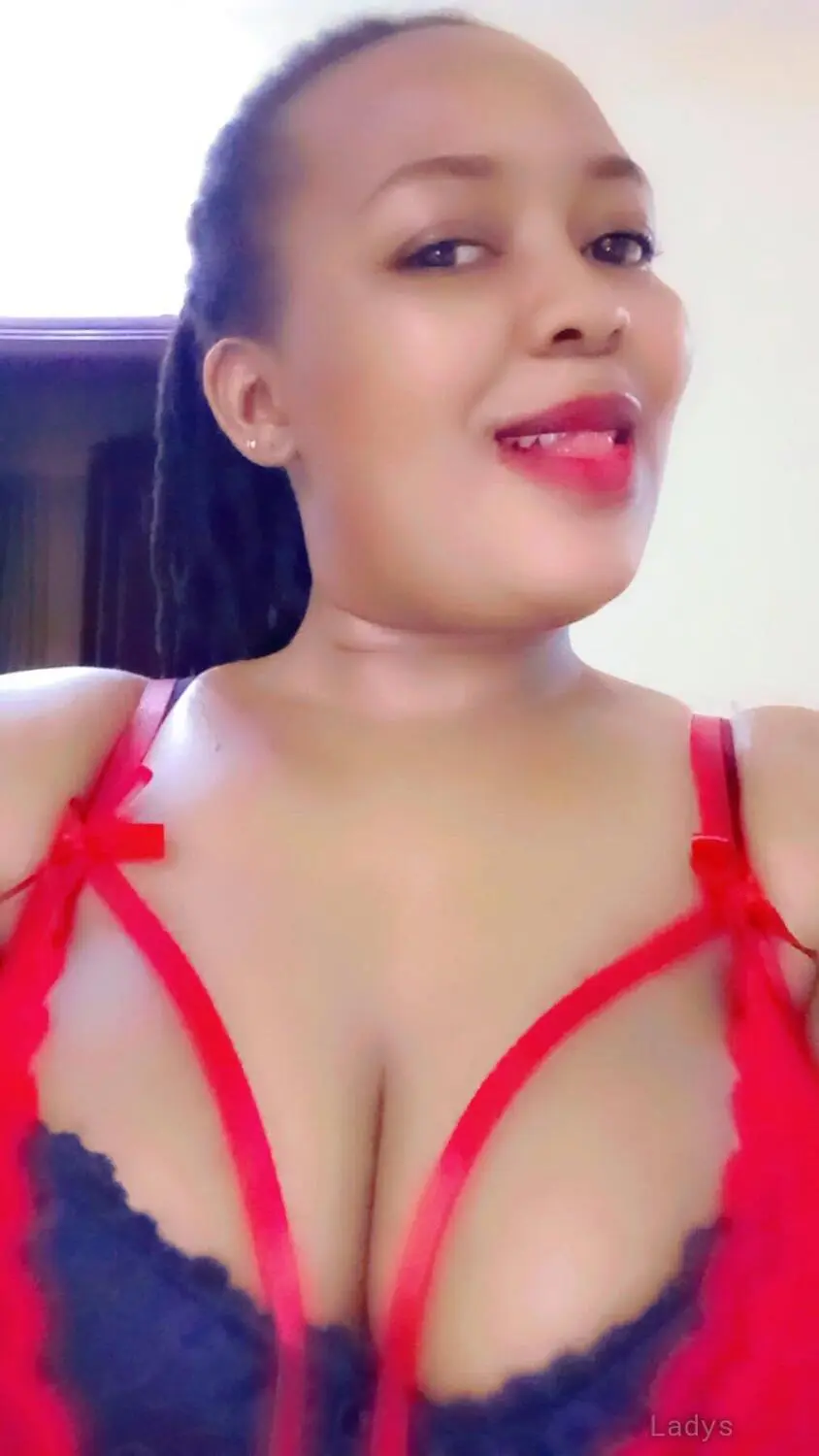 Hannifer, 25 years ebony escorts girl, height 154 sm, Weight kg, bedpage Jeddah