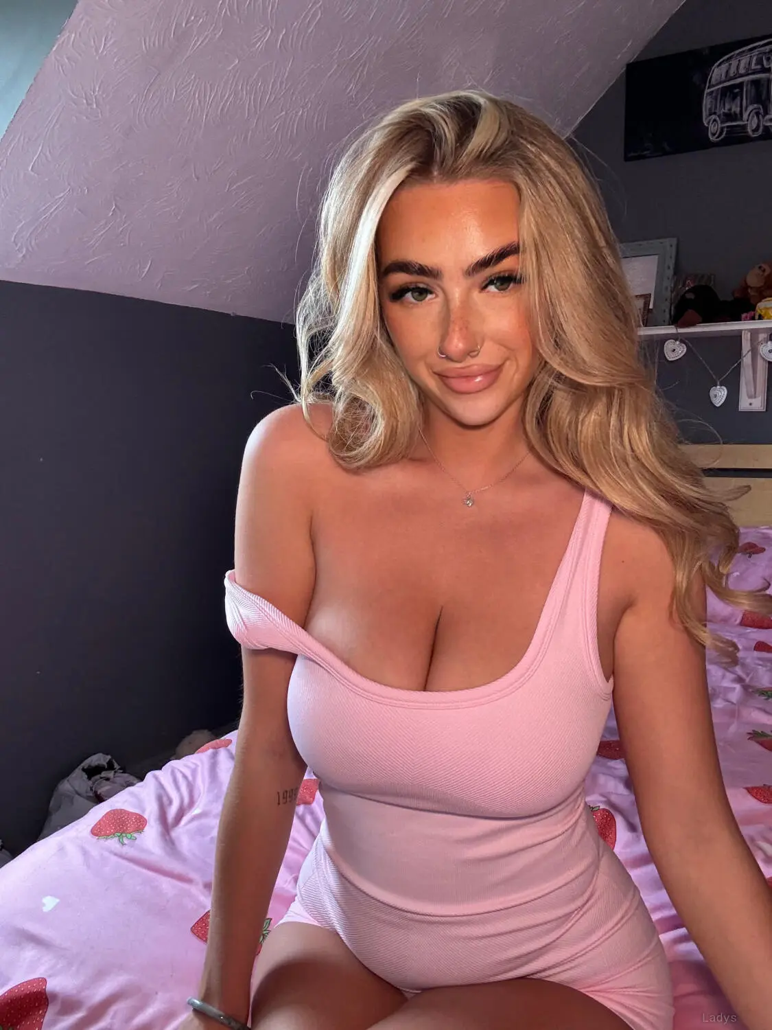 Kaylee Kisses, 22 years ebony escorts girl, height 163 sm, Weight 57 kg, bedpage Las Vegas