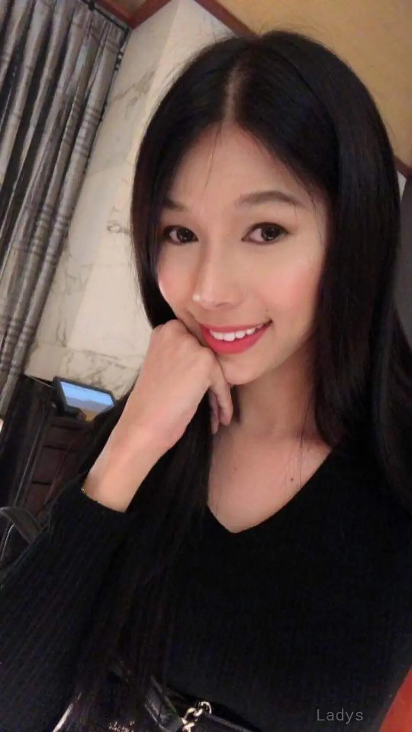 Bambi, 21 years ebony escorts girl, height 165 sm, Weight  kg, bedpage Makati