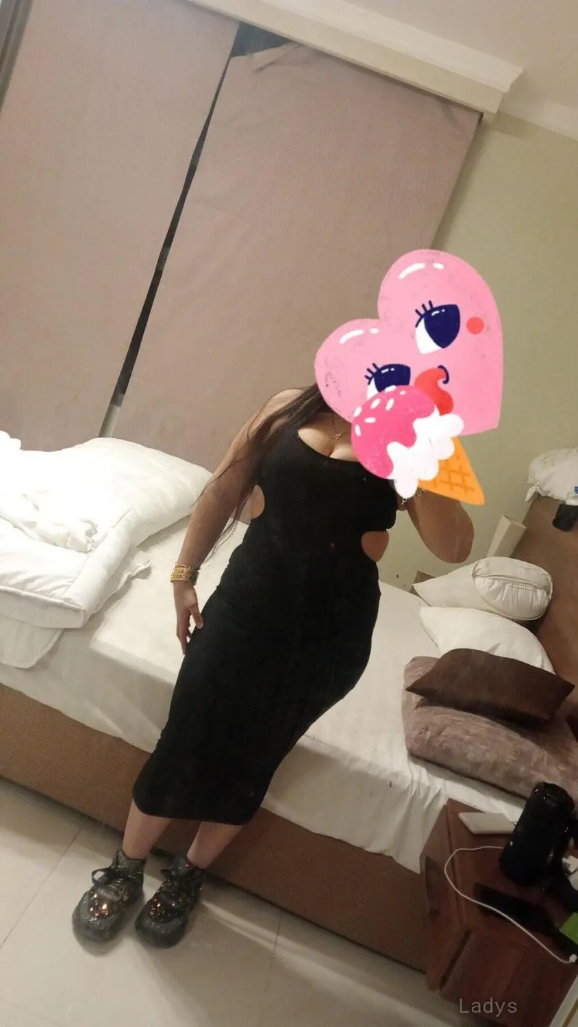 Salma, 24 years ebony escorts girl, height 163 sm, Weight  kg, bedpage Manama
