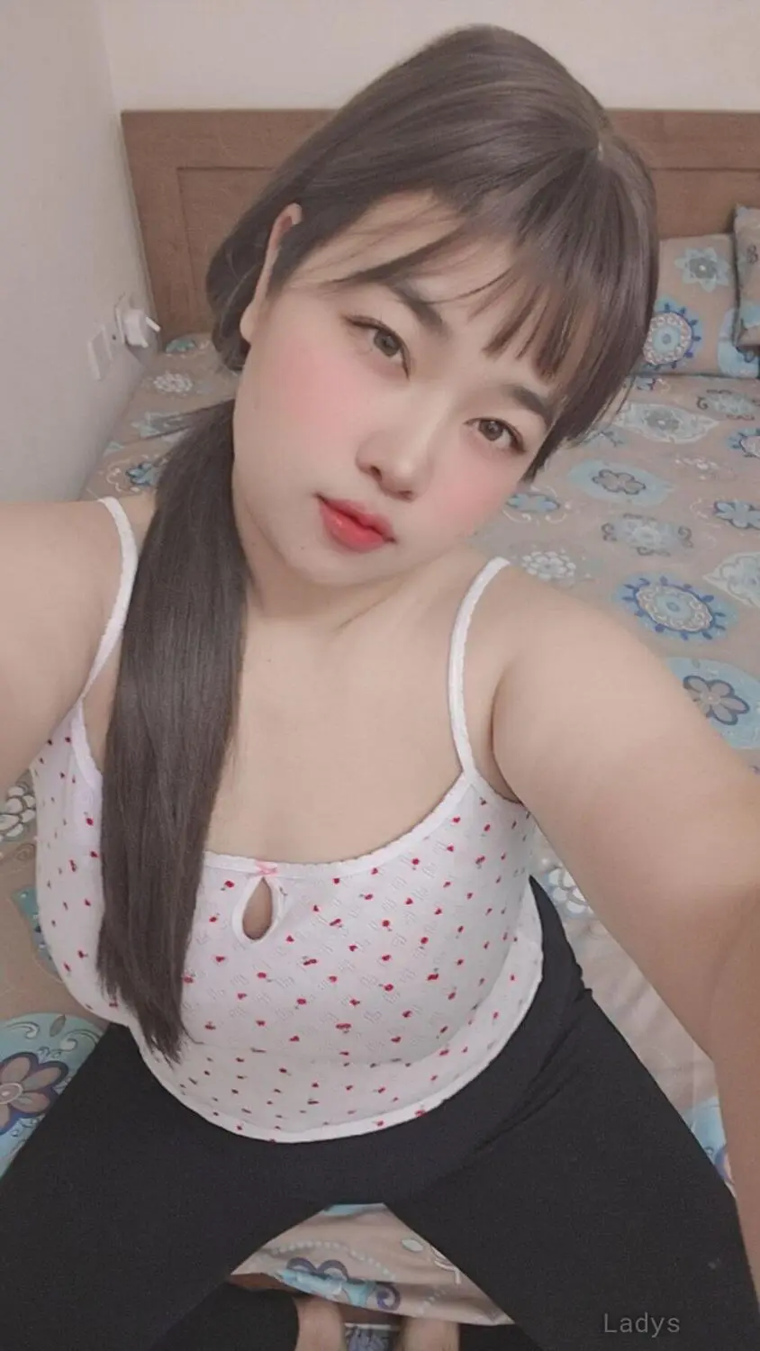 Chubby, 27 years ebony escorts girl, height 168 sm, Weight  kg, bedpage Muscat