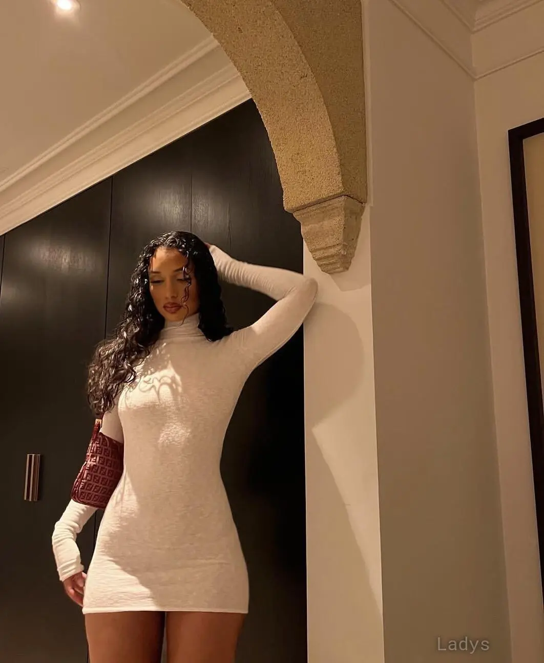 Lilly, 25 years ebony escorts girl, height 173 sm, Weight 62 kg, bedpage Philadelphia
