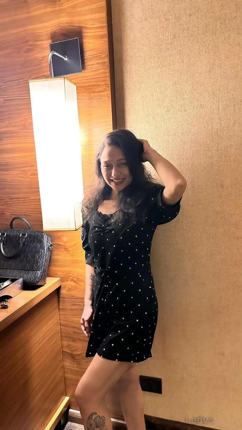 Antonella, 25 years ebony escorts girl, height 160 sm, Weight kg, bedpage Pune