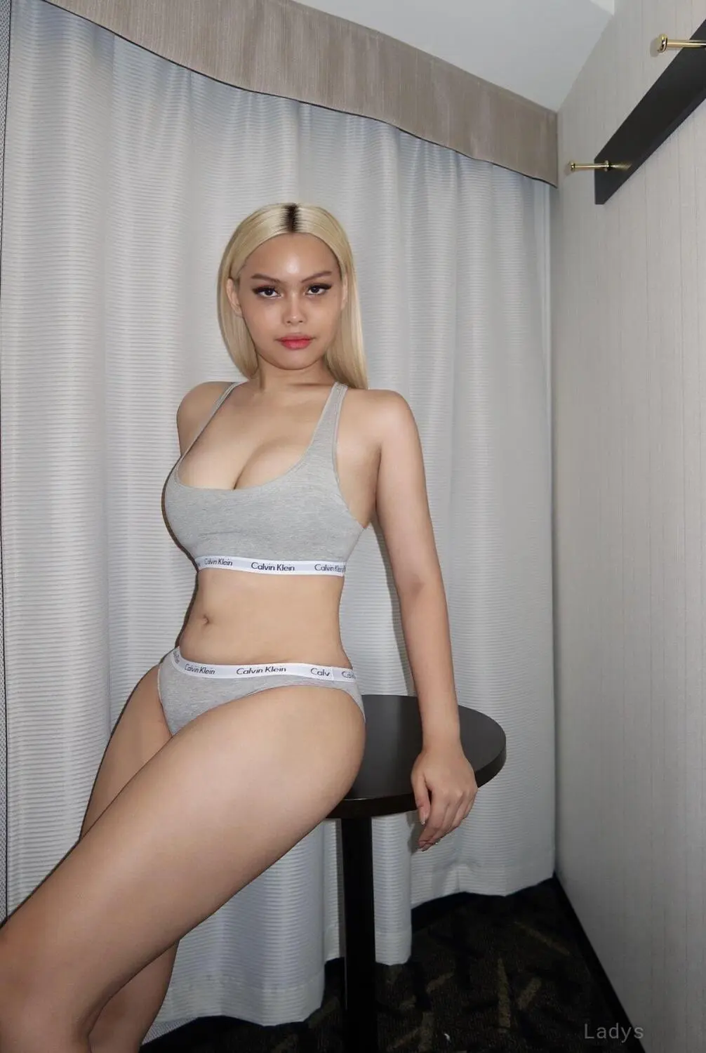 Stefhania, 25 years ebony escorts girl, height 169 sm, Weight  kg, bedpage Seoul