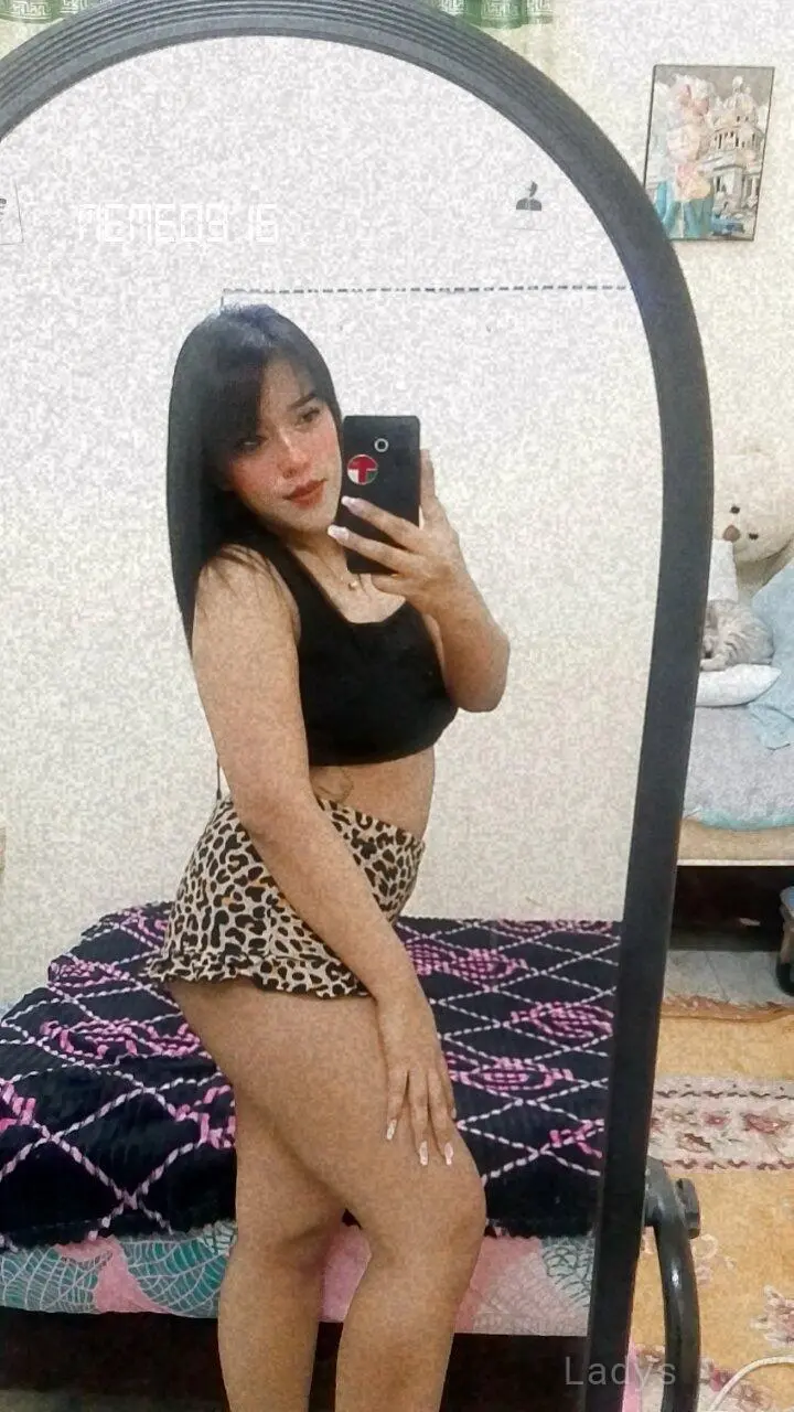 Mimi, 23 years ebony escorts girl, height 165 sm, Weight kg, bedpage Sohar