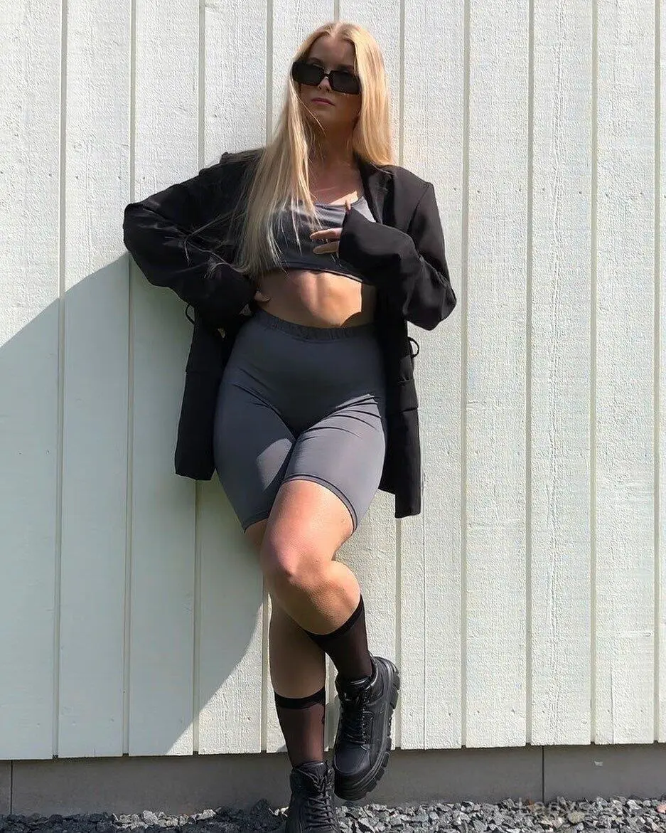 Matilda, 23 years ebony escorts girl, height 168 sm, Weight kg, bedpage Stockholm
