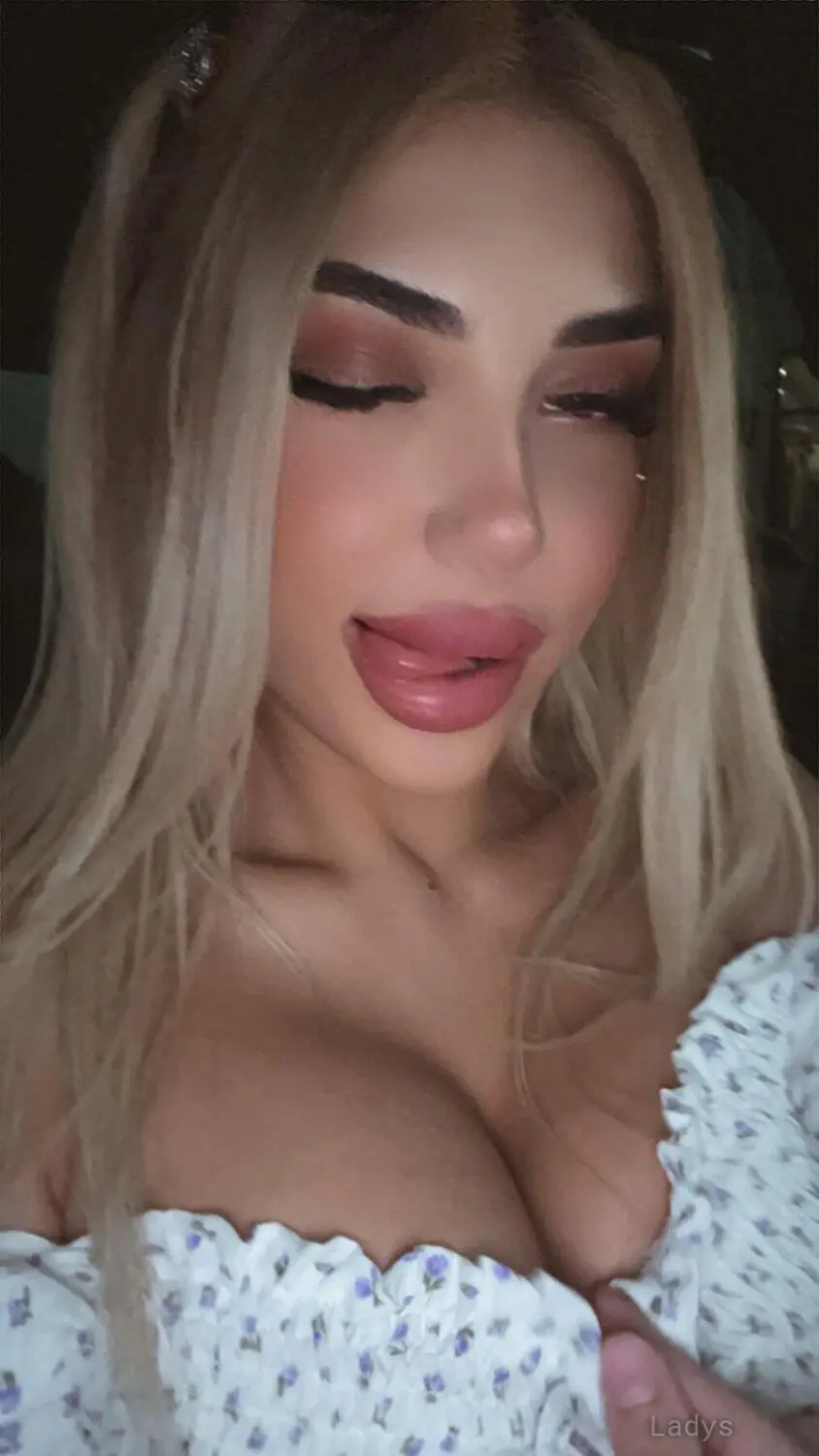 Patricia, 26 years asian escorts girl, height 170 sm, Weight  kg, Beirut eacort