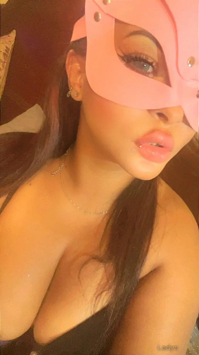 مسترس تينا, years old Beirut escort girl with big tits, height sm, Weight kg