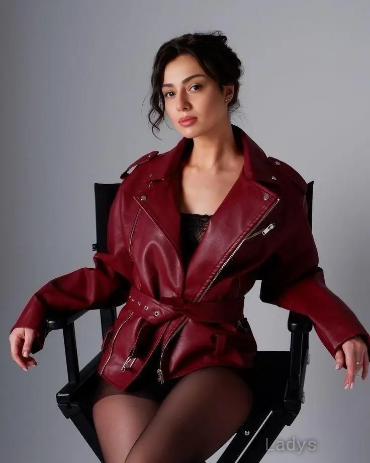 Nastya, 24 years old Beirut escort girl with big tits, height 172 sm, Weight  kg-1