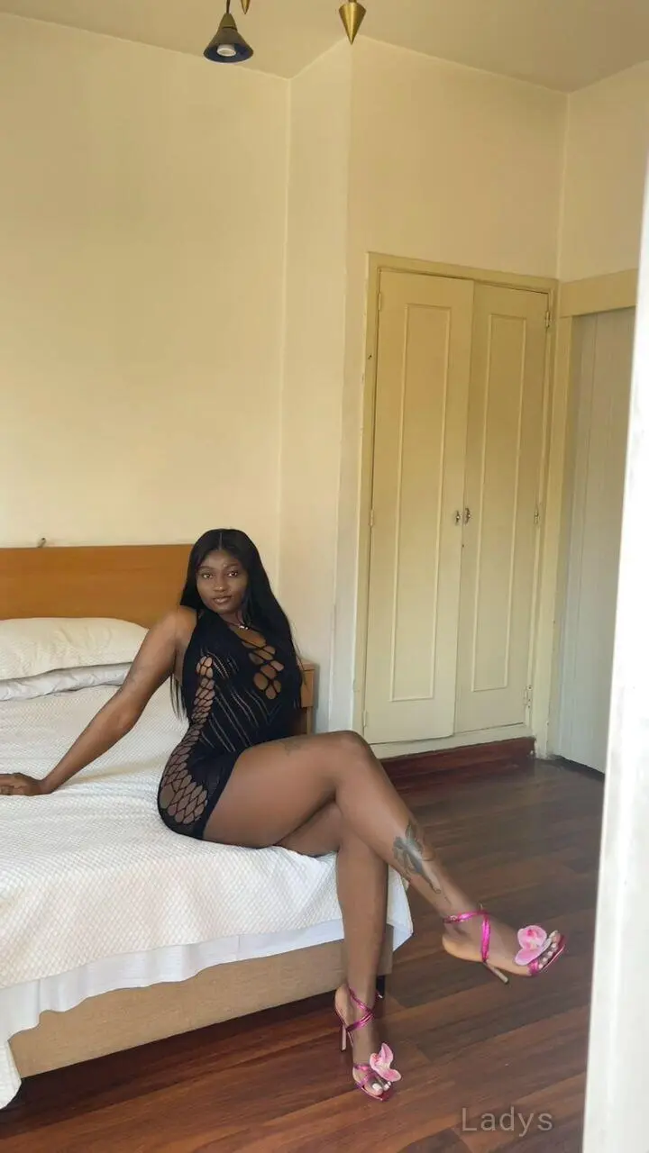 Davina, 23 years beautiful nude Beirut escorts girl, height 169 sm, Weight kg
