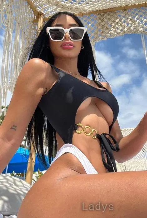 Lilu, 23 years beautiful nude Beirut escorts girl, height 169 sm, Weight 51 kg