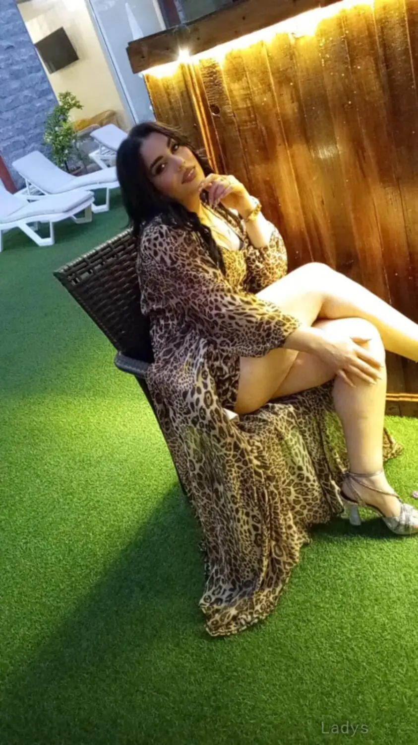 Sally, 24 years beautiful nude Beirut escorts girl, height 166 sm, Weight  kg