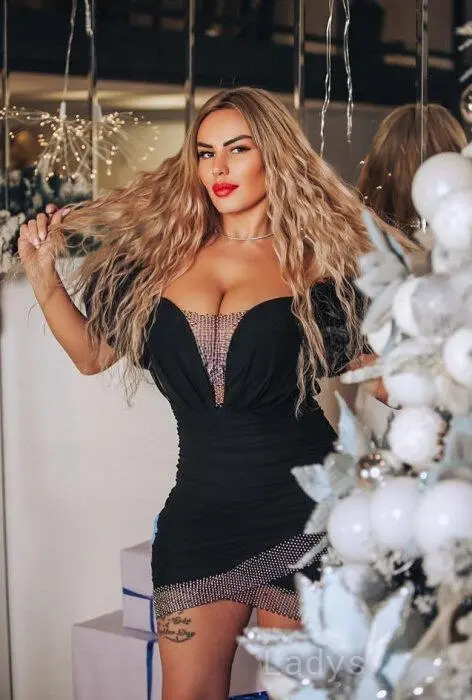 Ella, 26 years beautiful nude Belgrade escorts girl, height 168 sm, Weight 55 kg