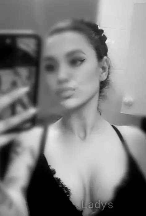 Mijaaa, 24 years beautiful nude Belgrade escorts girl, height 166 sm, Weight 58 kg