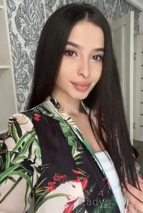 Raya, 22 years beautiful nude Belgrade escorts girl, height 165 sm, Weight 56 kg