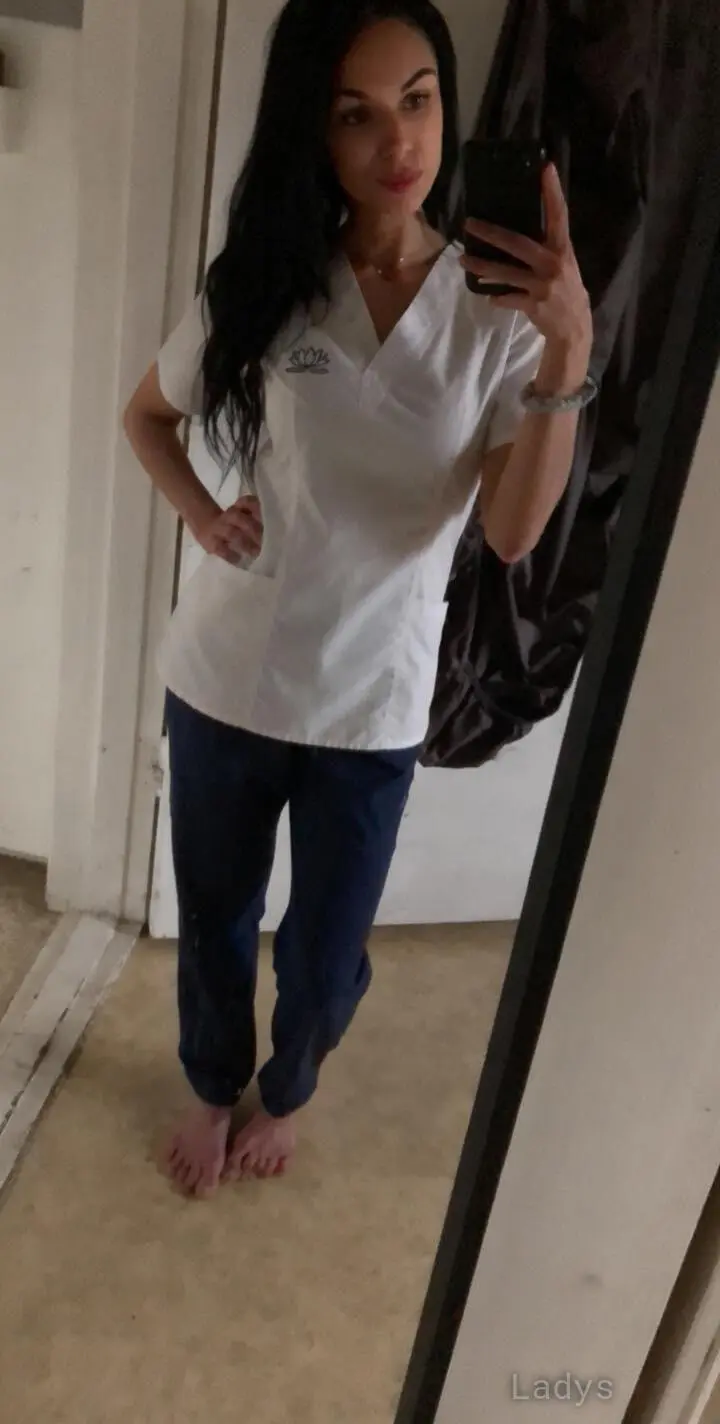 Escort affairs (my name is Kathy, 24 years beautiful nude Bend escorts girl, height 164 sm, Weight 54 kg