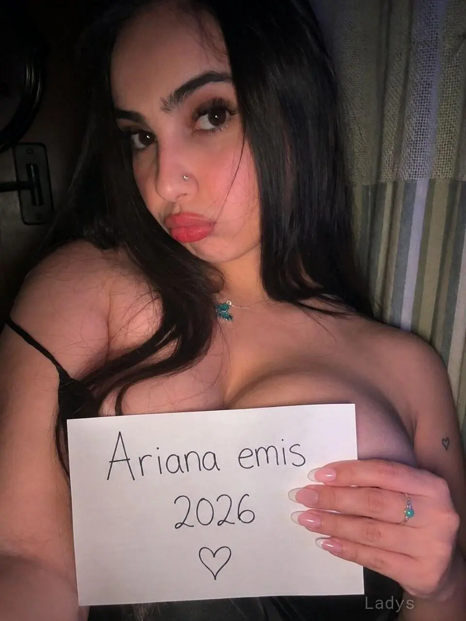 Ariana Hutin, 25 years beautiful nude Berlin escorts girl, height 161 sm, Weight 74 kg