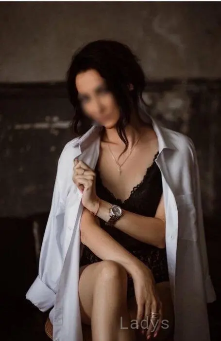 Ella, 34 years beautiful nude Beverwijk escorts girl, height 172 sm, Weight 55 kg